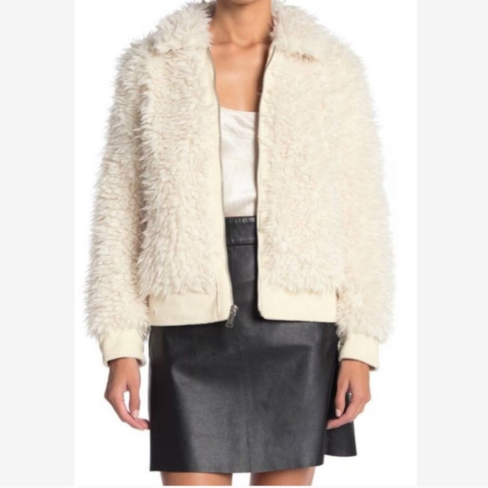 BCBGeneration | Faux Fur Zip Up Jacket Off White/Cream Large